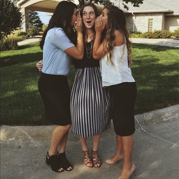 Meet your Posher, Emma - Picture 2 of 5